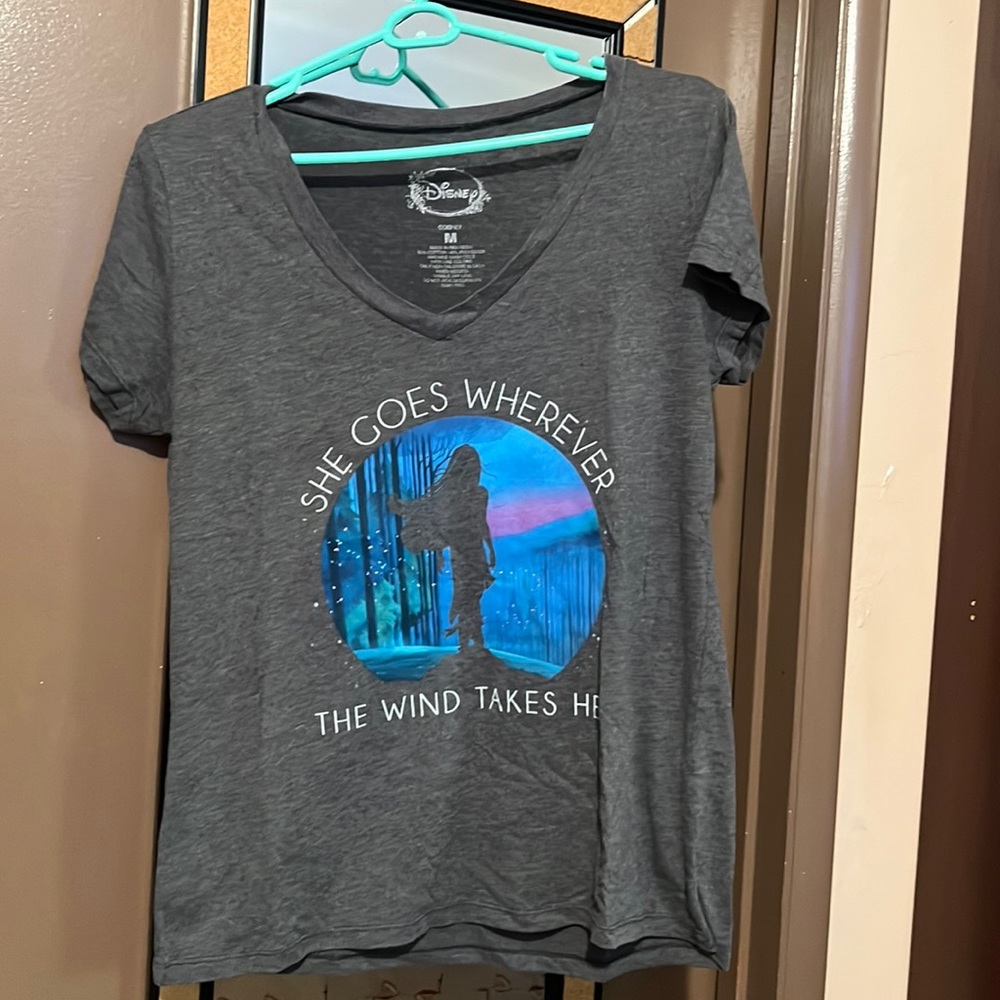 Disney pocahontas t shirt